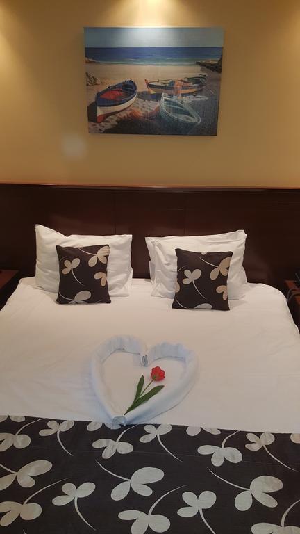 Garni Hotel Contact Belgrad Exterior foto